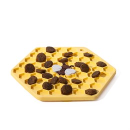 Great & Small Slow Down Honeycomb Snack Pad 7"