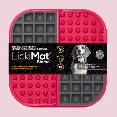 LickiMat Slomo Dog Red